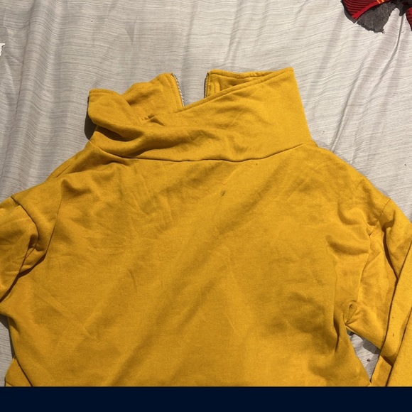 Yellow Cropped Turtleneck - Picture 3 of 3